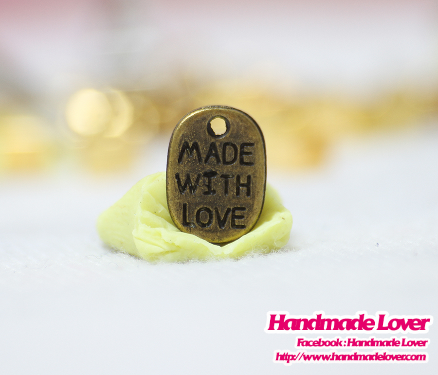 จี้โลหะ สีทองรมดำ Made with love