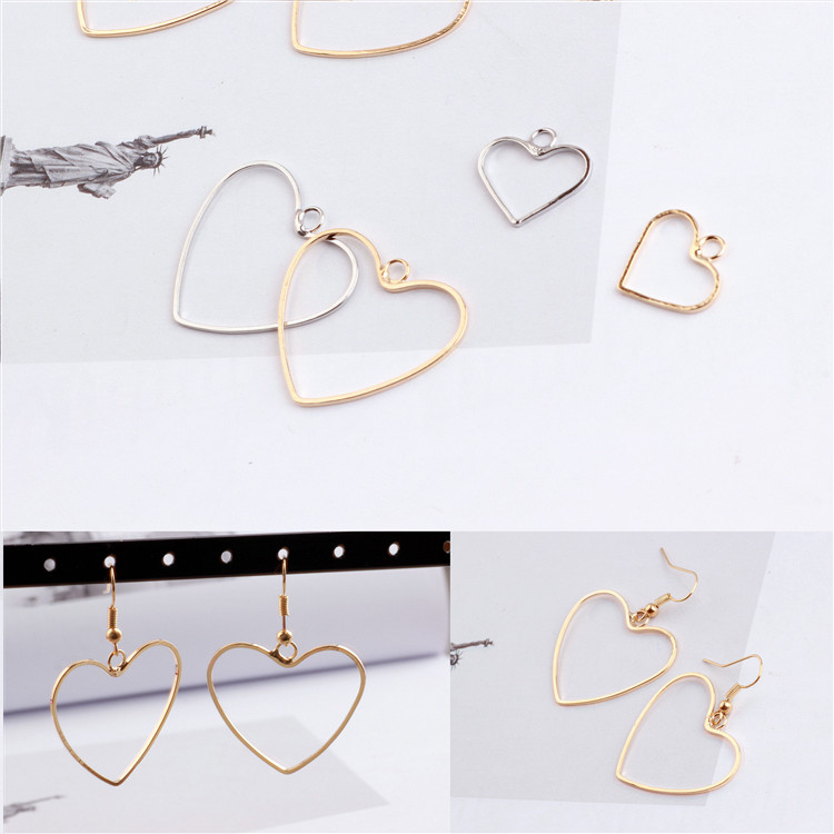 จี้โลหะ สไตล์มินิมอล ( minimal style ) รูปหัวใจ (เล็ก) สีทอง ขนาด 18 mm.