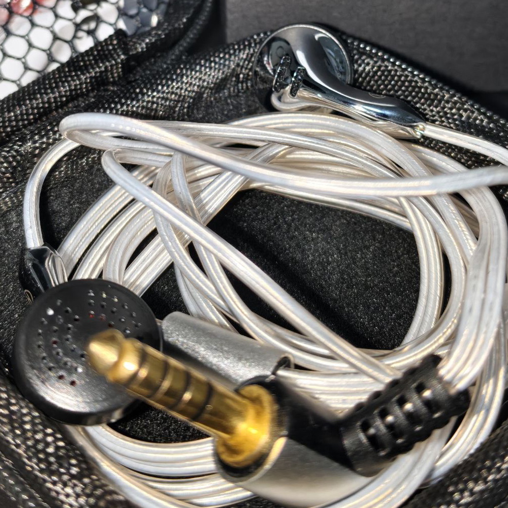 VE MonkSMSPCPlus หูฟังเอียบัดระดับเทพ อัพเกรดเสปคสาย SPC เสียงดี ประกันศูนย์ไทย