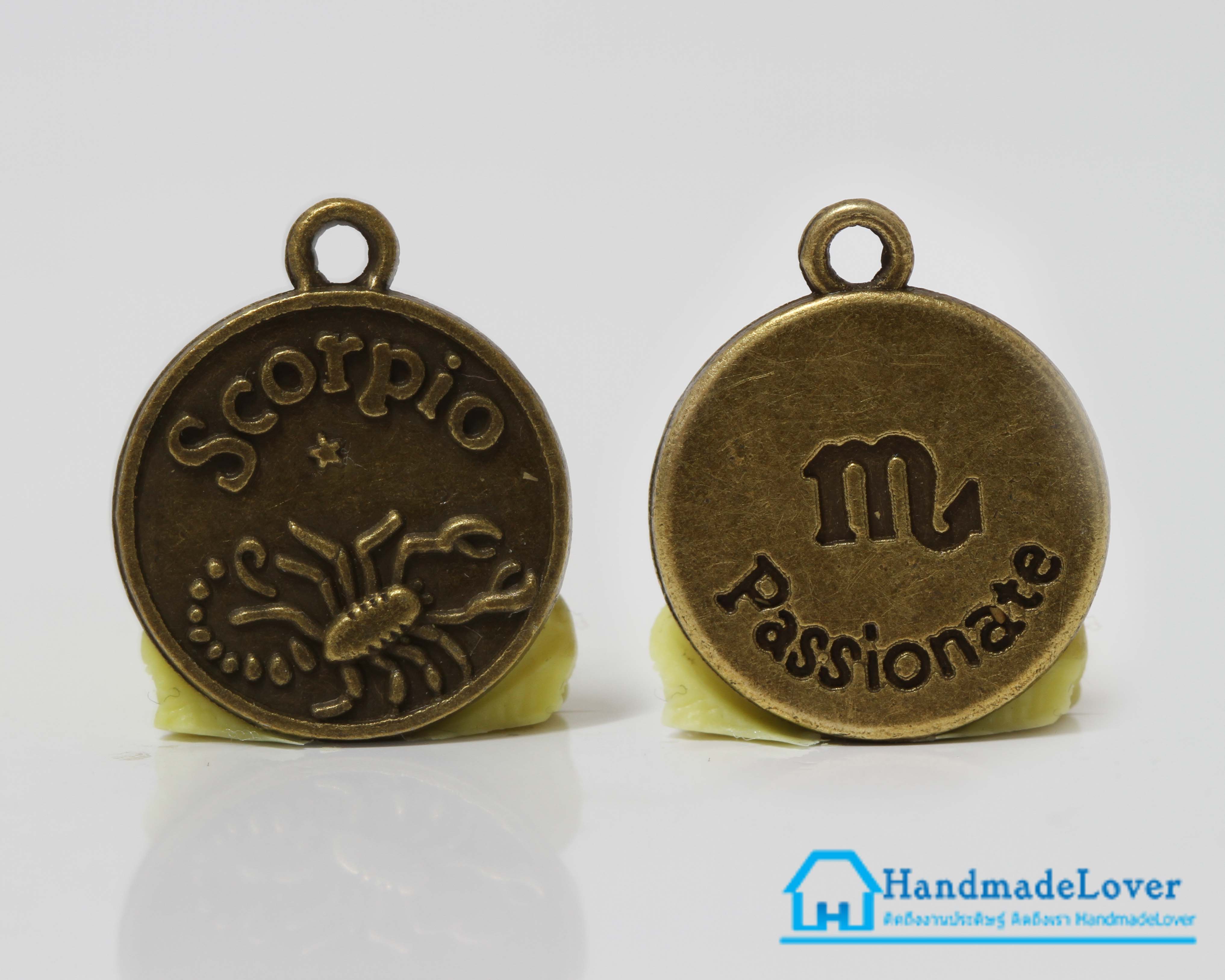 จี้โลหะ สีทองรมดำ ราศีพิจิก (Scorpio Zodiac) [เล็ก]