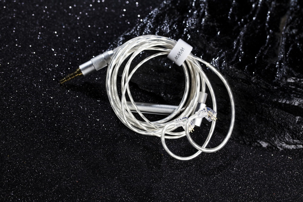 ขาย TFZ TC-6 สายเปลี่ยนหูฟังแบบมีไมค์สำหรับหูฟังค่าย TFZ (2pin 0.78mm)