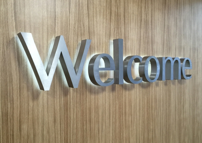 ตกแต่งภายในห้างสรรพสินค้า