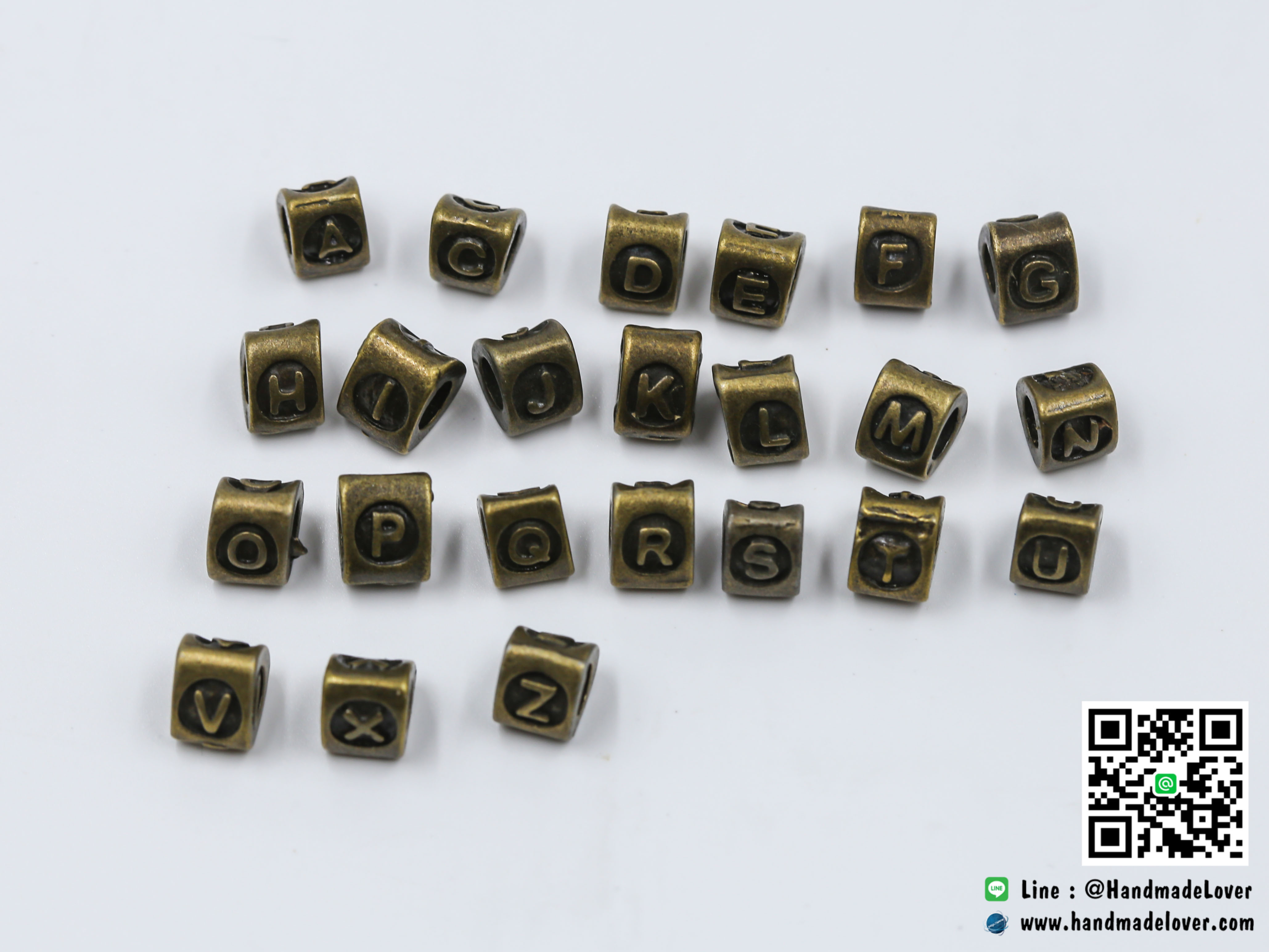 จี้,ตัวห้อยซิปโลหะ ตัวอักษร สีทองรมดำ แบบสอด