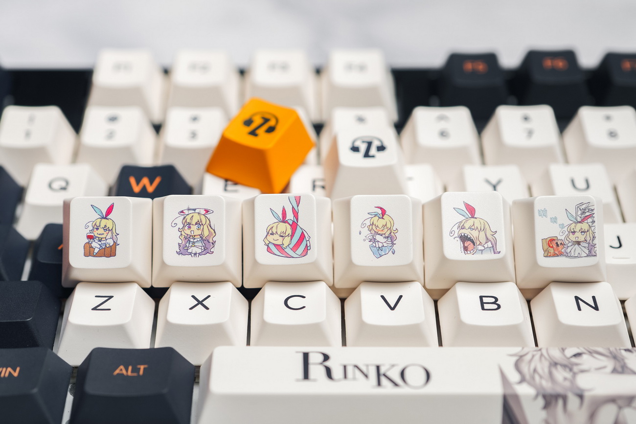 Z Review Rinko Touch ชุดคีย์แคปโปรไฟล์เชอร์รี่