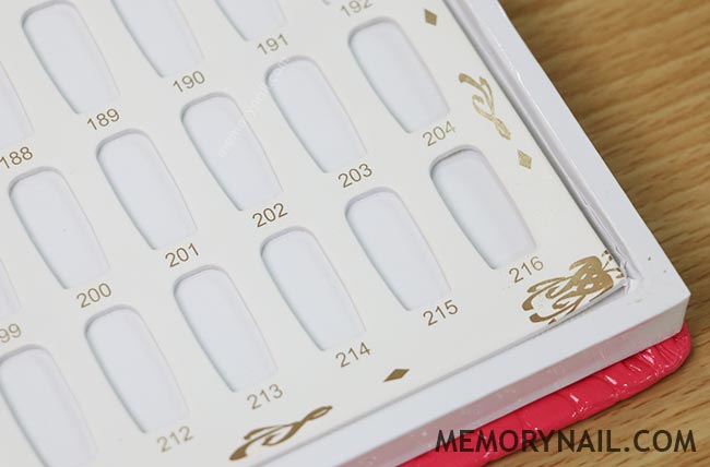 หนังสือโชว์ลายเล็บ,กล่องโชว์สีทาเล็บ,กล่องสีทาเล็บ