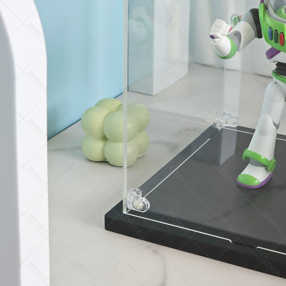 กล่องโชว์โมเดล อะคริลิคใส ฐานสีดำ แบบฝาครอบ มีให้เลือก 10 ขนาด