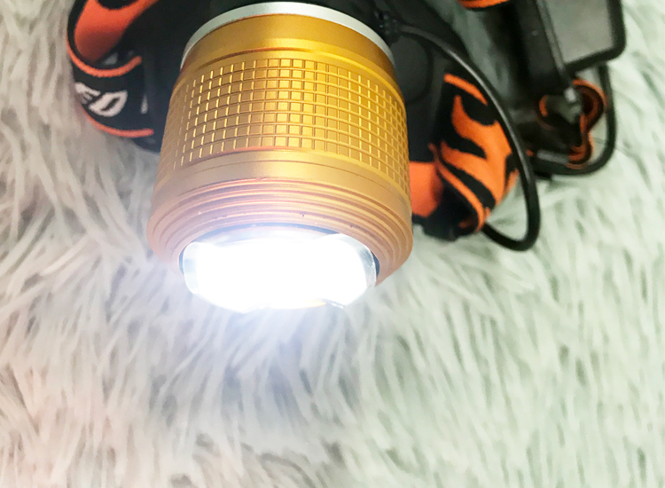 ไฟฉายคาดหัวแรงสูง