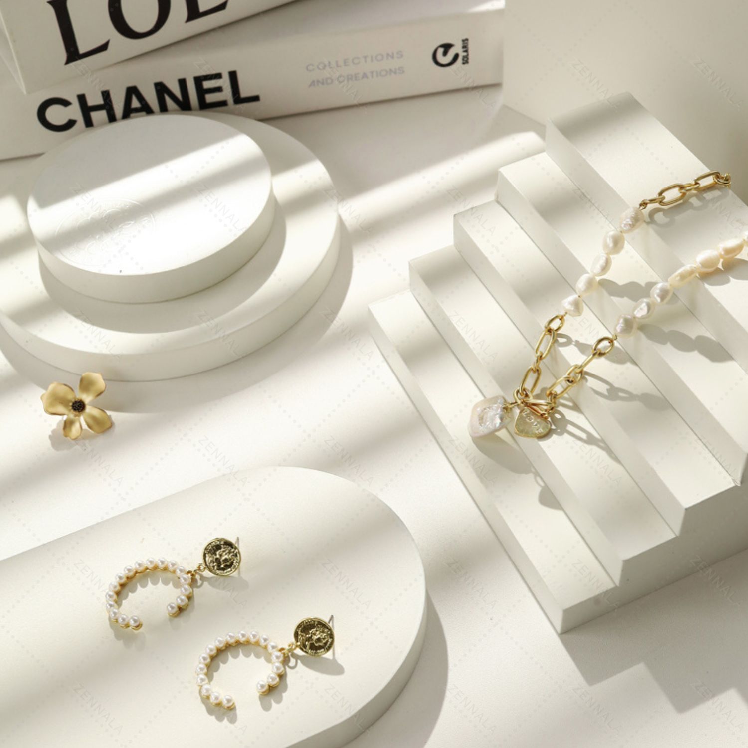 พร็อพถ่ายรูป 3D รูปเรขาคณิต มีหลายแบบให้เลือก