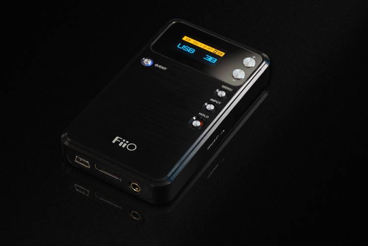 ขาย FiiO E17 Alpen Amplifier + USB DAC