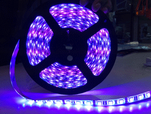 ไฟริบบิ้นสีสลับ LED 60 ดวง 5M 12V