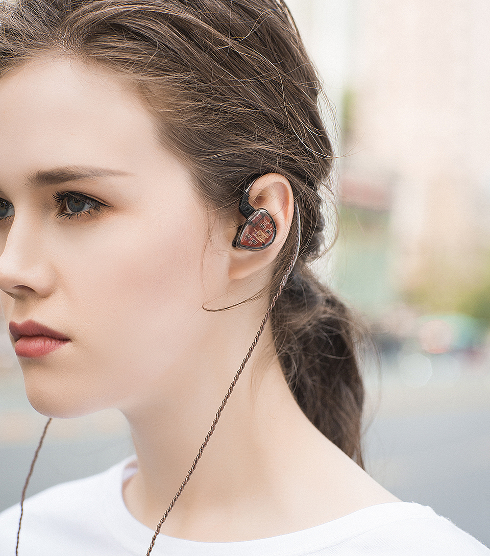 ขาย KZ ES4 หูฟัง Hybrid 2 ไดร์เวอร์ (1BA+1DD) ถอดสายได้