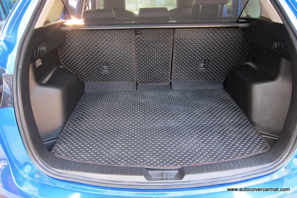 พรมกระดุมแผ่นท้ายสัมภาระ MAZDA CX-5