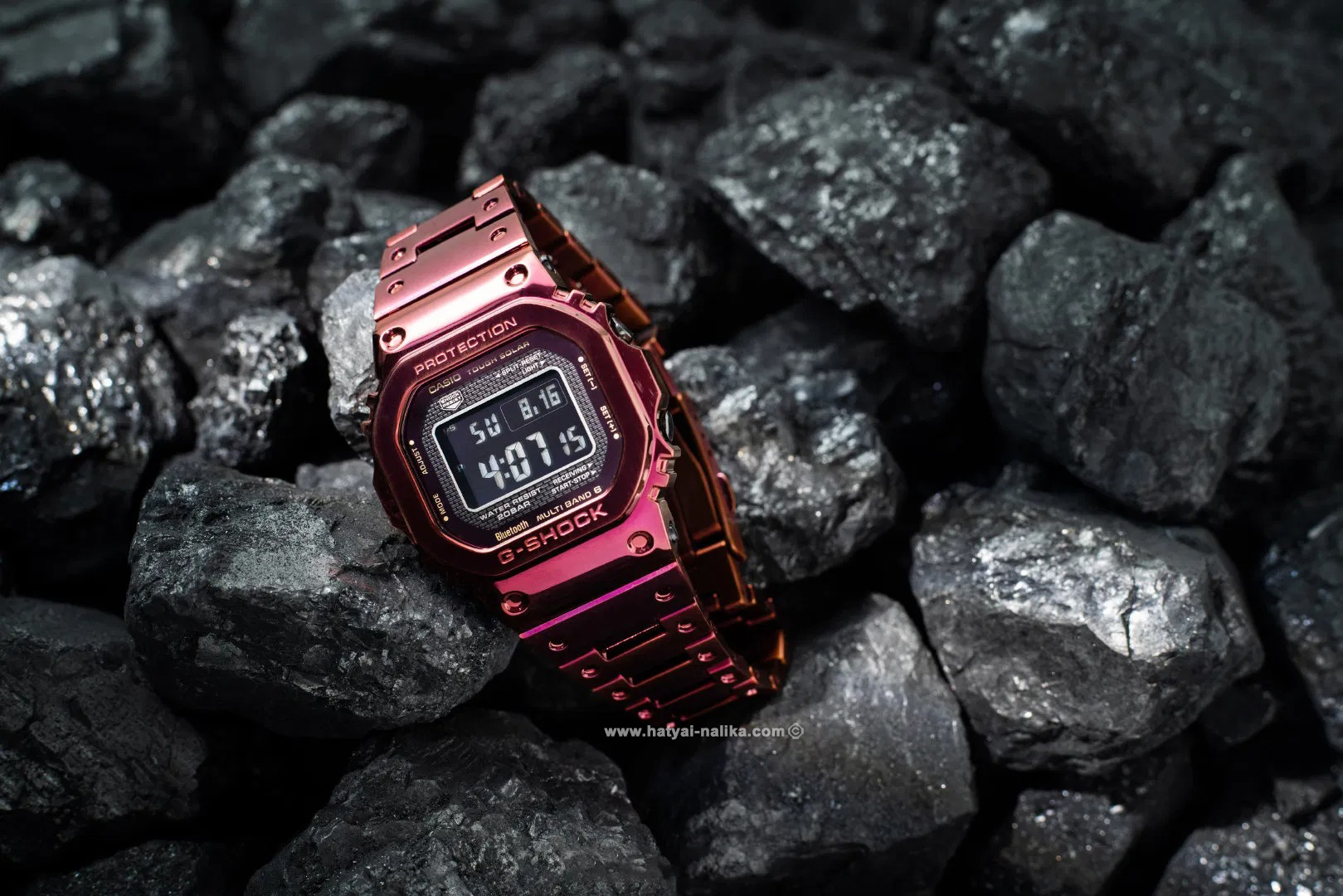 นาฬิกา Casio G-SHOCK Limited GMW-B5000 RED IP รุ่น GMW-B5000RD-4 “Made in Japan” ของแท้ รับประกัน1ปี