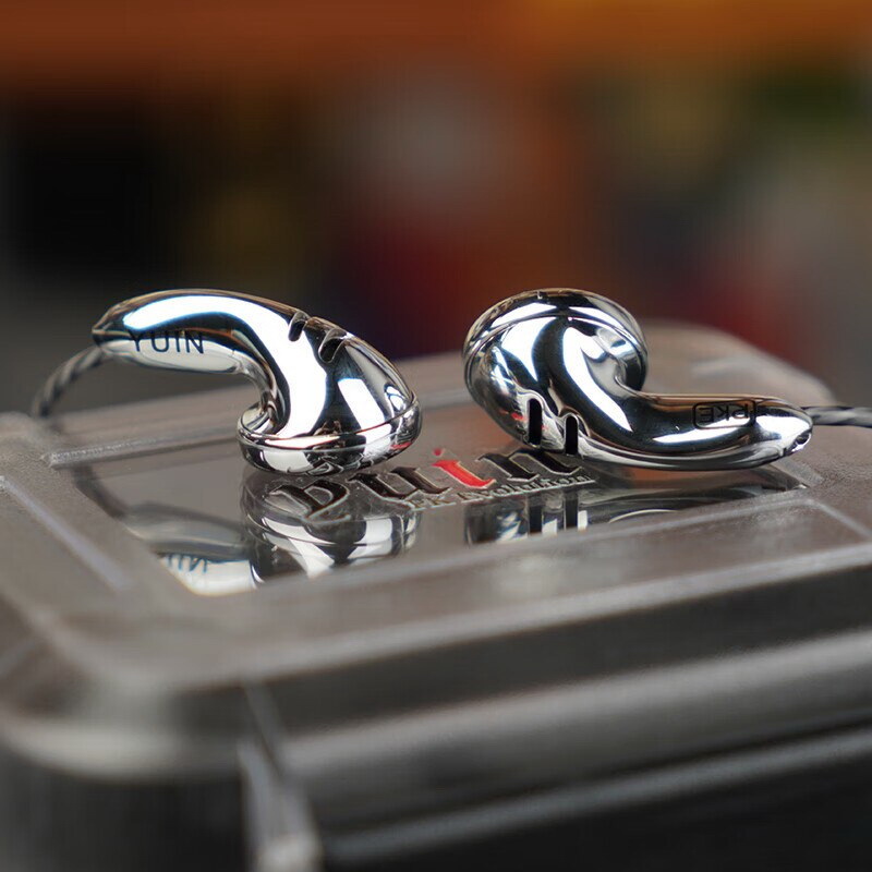 ขาย Yuin PKE หูฟังเอียบัดระดับเรือธง รุ่นพัฒนาต่อยอด แยกรายละเอียดชิ้นดนตรีได้ดี ประกันศูนย์ไทย