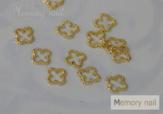 ลายเล็บเปลือกหอย,shell nails,เปลือกหอย ติดเล็บ,ติดเล็บ เปลือกหอย,ลายเพ้นท์เล็บ เปลือกหอย,เปลือกหอย,หมุดเปลือกหอย,หมุด รูปเปลือกหอย,หมุดหอย,ติดเล็บ เปลือกหอย