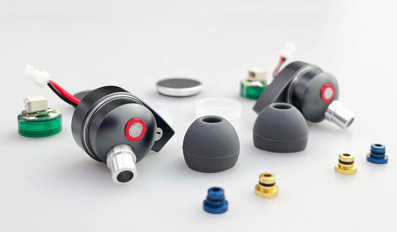 ขาย SMABAT Proto 1.0 หูฟัง IEMs พร้อมลูกเล่นถอดอัพเกรด Driver ได้ไม่ต้องบัดกรี