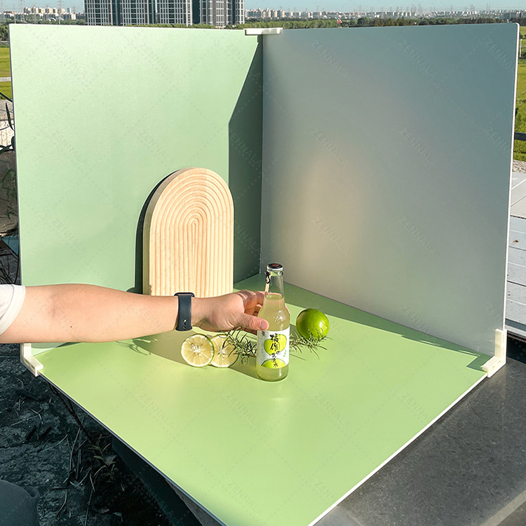 ฉากถ่ายรูปสินค้า สีพื้น 1แผ่น2สี ขนาด 60x60 cm. มีหลายสีให้เลือก