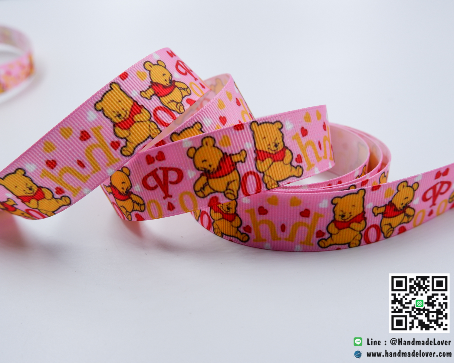 ริบบิ้นผ้า พิมพิ์ลายการ์ตูนหมีพูห์ / Pooh ขนาด 22 มิล