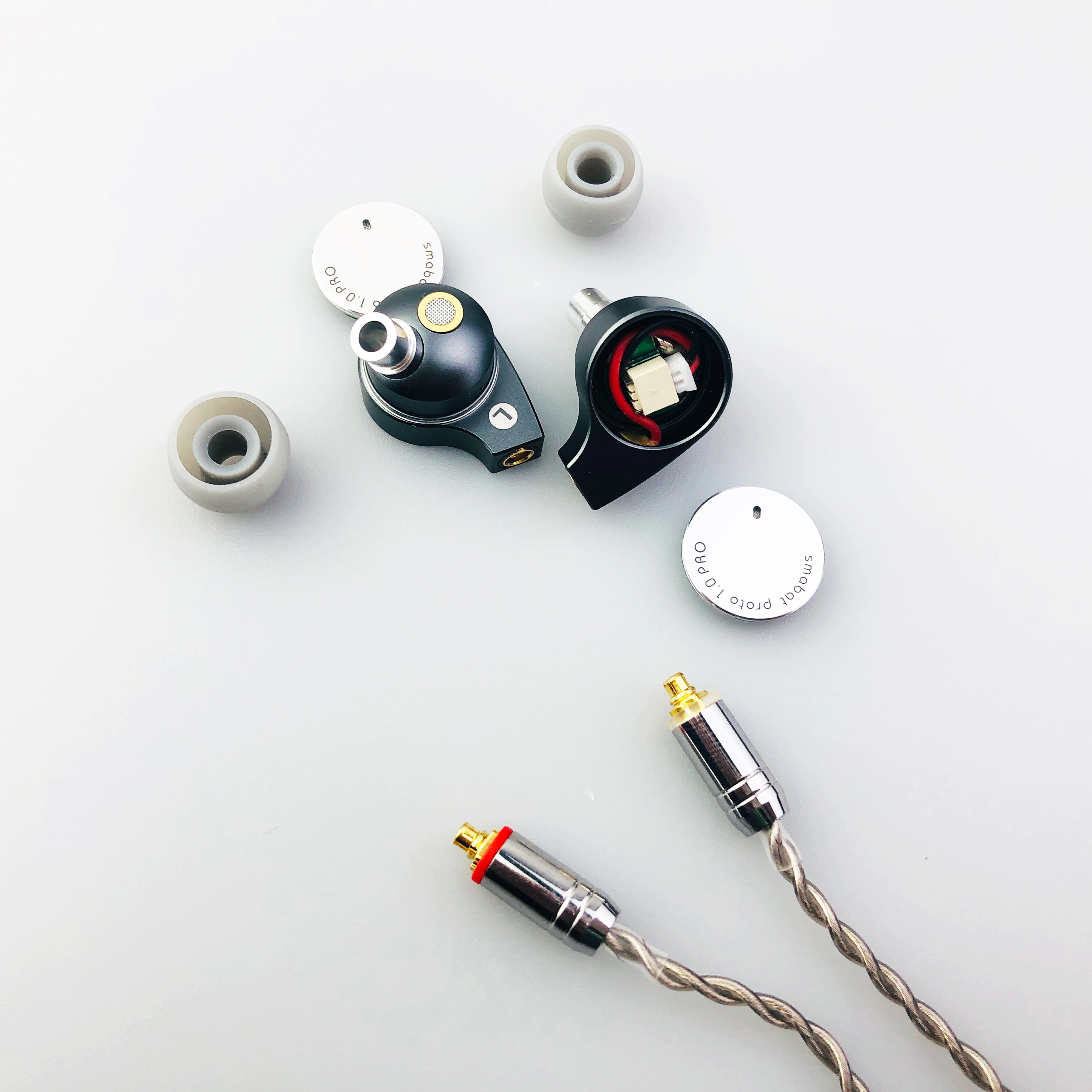 ขาย SMABAT Proto 1.0 หูฟัง IEMs พร้อมลูกเล่นถอดอัพเกรด Driver ได้ไม่ต้องบัดกรี