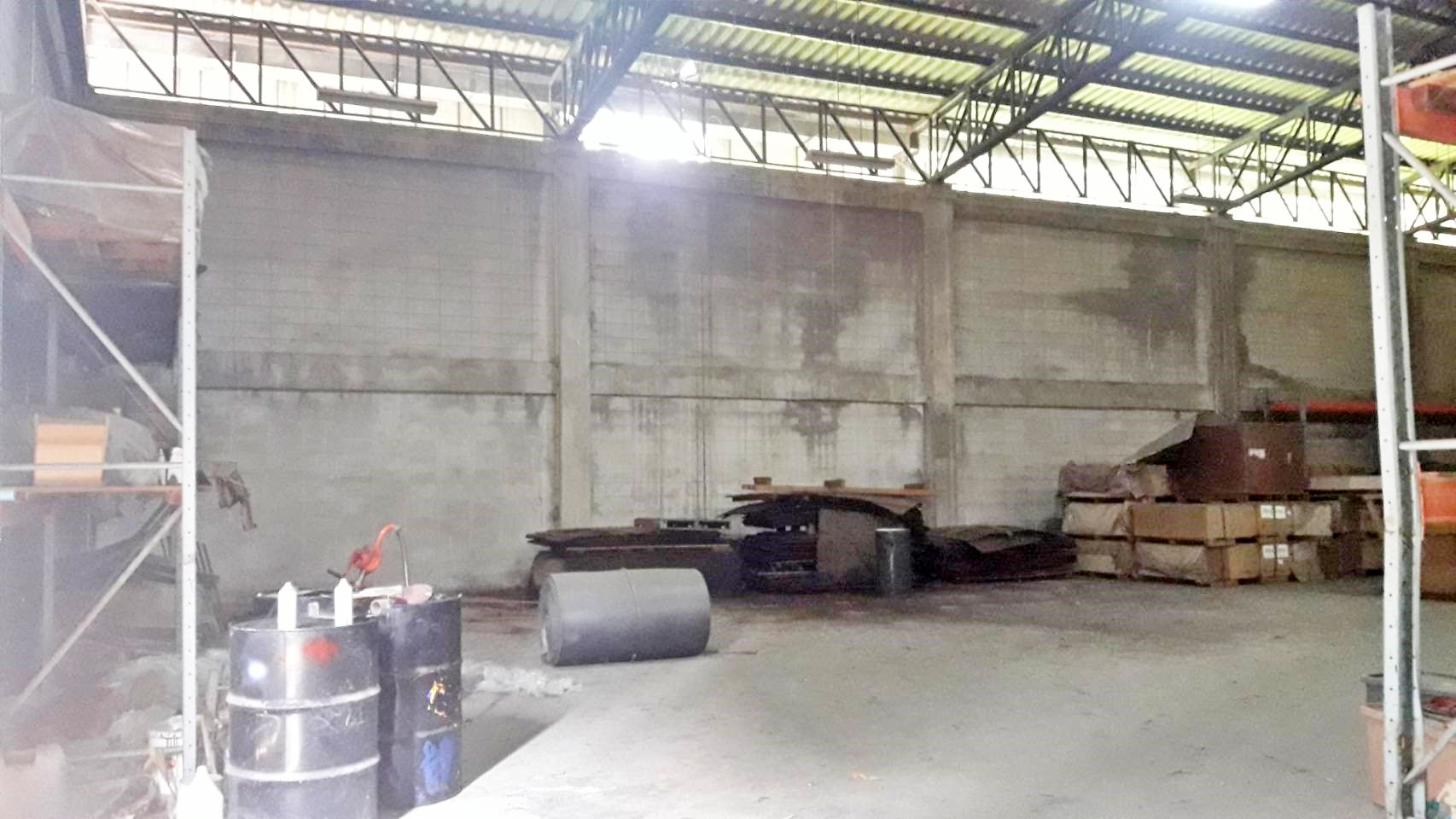 🧧ติดทรัพย์🧧ขายที่ดินพร้อมโกดัง พระราม 2 บางขุนเทียน เนื้อที่ 1 ไร่ 3 งาน 3 ตารางวา ขายยกแปลงพร้อมสิ่งปลูกสร้าง 37,500,000 บ. (พื้นที่สีส้ม) รวมพื้นที่ใข้สอย ทั้ง 2 โกดัง 1,140 ตรม หน้ากว้างติดถนนในซอย 50 เมตร ถนนซอยกว้าง เทพื้นค