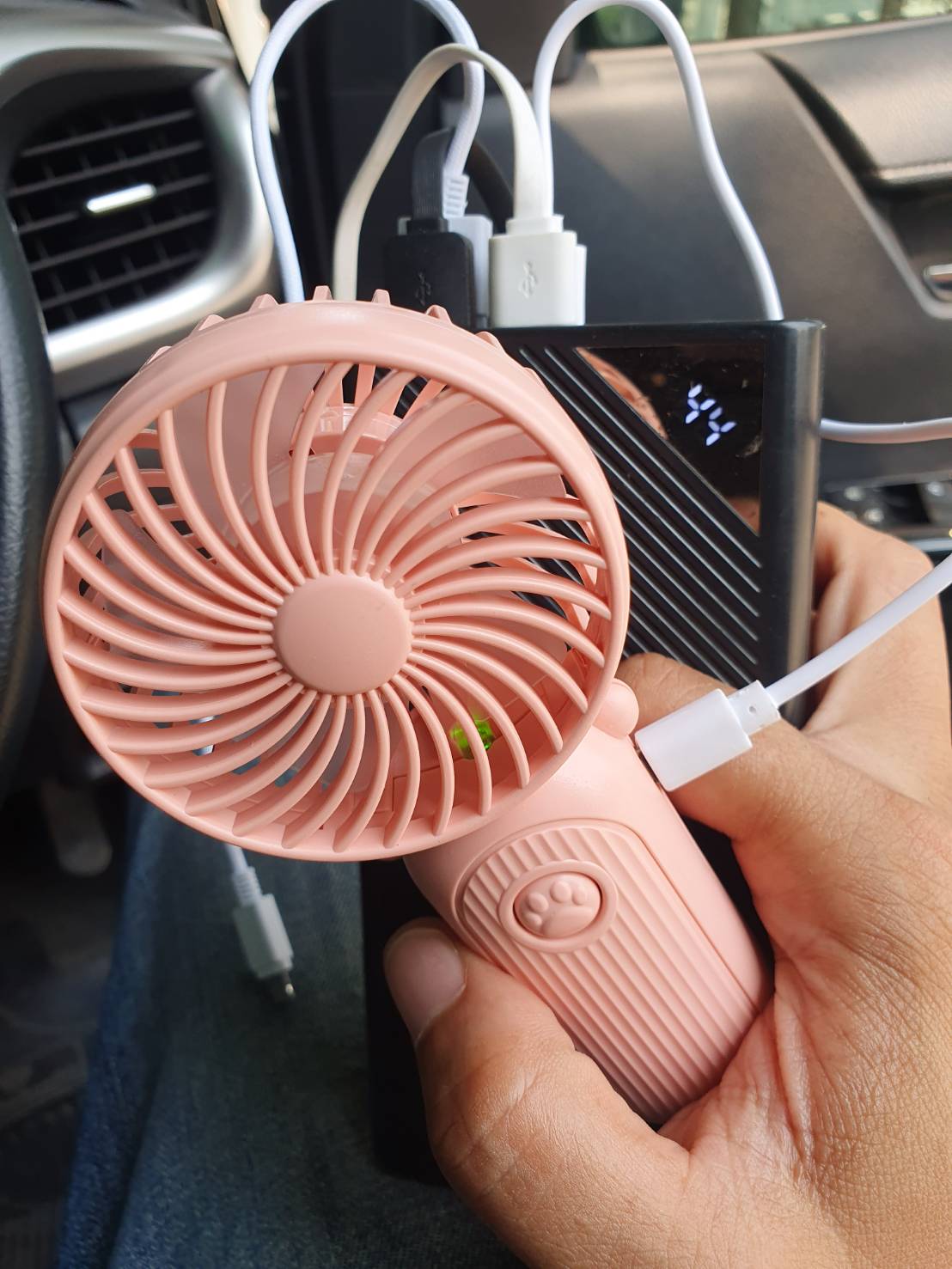 พัดลมมินิ ดีไซน์น่ารัก สามารถชาร์จ USB ได้ เล็กกะทัดรัดพกพาสะดวก Mini Portable Fan พัดลม เล็ก สีพาสเทล HL02