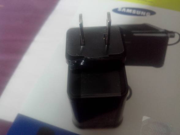 ขาย Samsung Travel Adapter ที่ชาร์จไฟบ้านสำหรับTablet Samsung ทุกรุ่น ทั้ง Galaxy Note และ Galaxy Tab 7 - 10 นิ้ว จ่ายไฟ 2 A