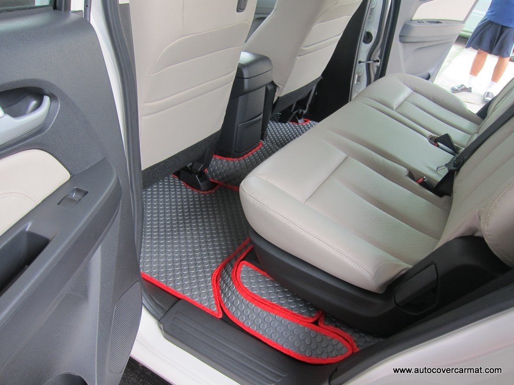 พรมปูพื้นรถยนต์ พรมกระดุม รถ ISUZU MU-X ปี 2013-2020 ชุดเต็มคัน+หลังเบาะ+แผ่นท้าย จำนวน 16 ชิ้น