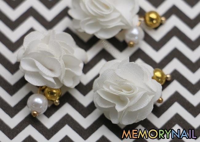 ดอกไม้ แม่เหล็ก,Flower magnets