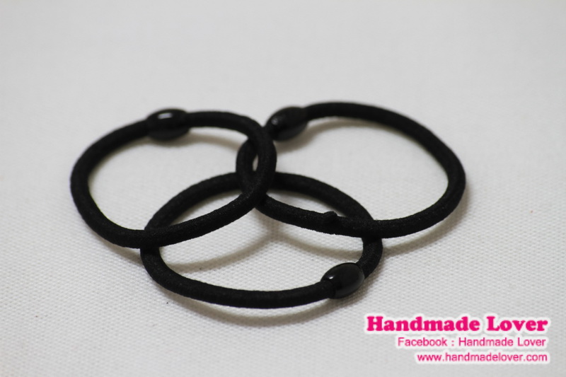 ยางรัดผมผ้าสีดำ [บรรจุ 20 ชิ้น]