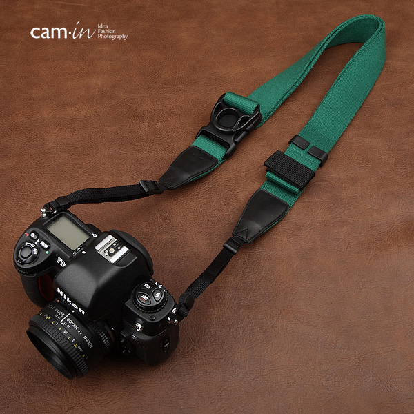 สายคล้องกล้องปรับสายสั้นยาวได้ Cam-in รุ่น Ninja สีเขียว 38 mm