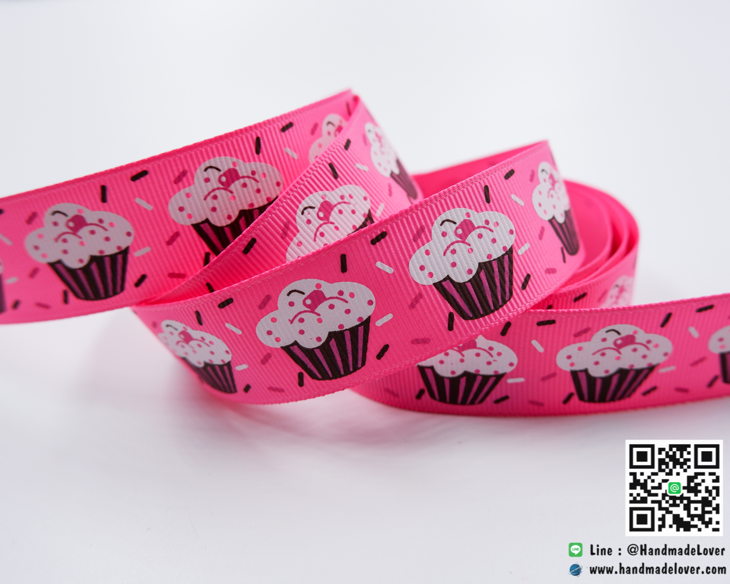 ริบบิ้นผ้าสีชมพูเข้ม ลายคัพเค้ก / Cup Cake