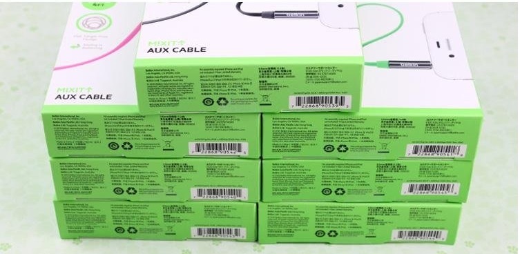 ขายสาย Belkin Mix it AUX สาย AUX เส้นแบนยาวขนาด0.9เมตรหัวแบบ Mini To Mini 3.5mm ใช้ฟังเพลงบนรถ/ลำโพง/เครื่องเสียง