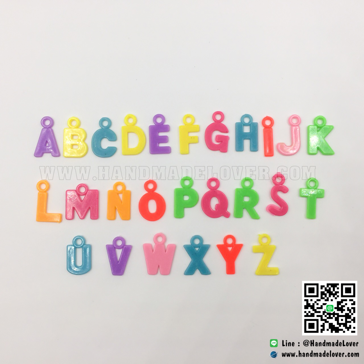 จี้,ตัวห้อยซิปพลาสติก ตละสี ตัว "A-Z" แบบห้อย