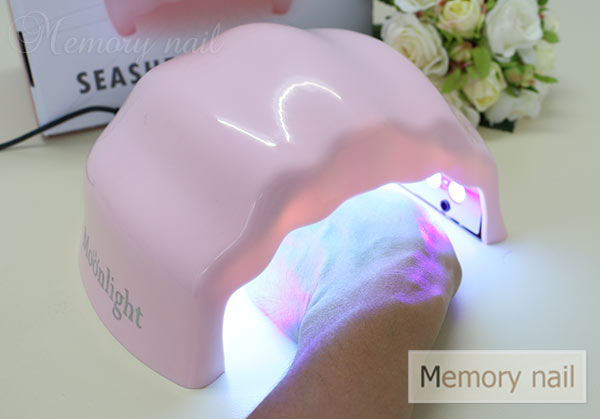 เครื่องอบเจลหลอด LED/UV ทรงเปลือกหอย Moonlight