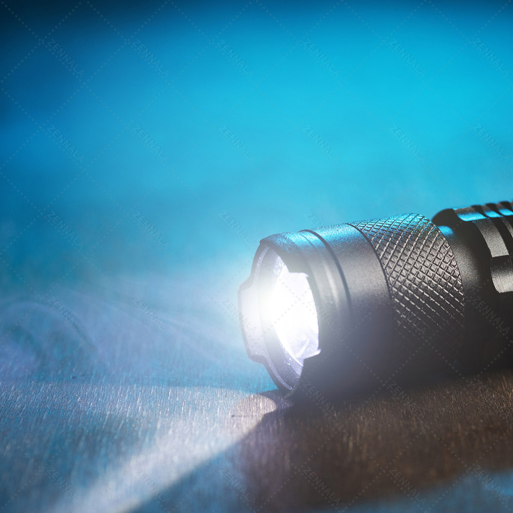 Premium ไฟฉายแรงสูง XML-T6 + 5 โหมดการทำงาน (Box set)