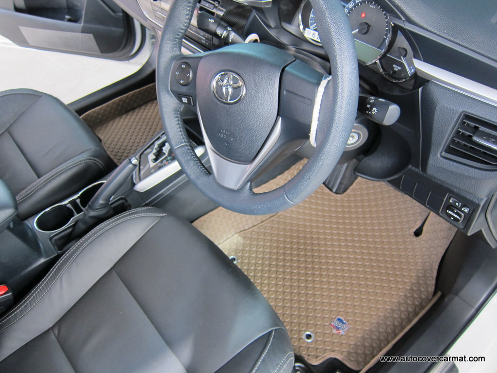 พรมปูพื้นรถยนต์ พรมกระดุม รถ TOYOTA ALTIS ปี 2014-2019 ชุดภายในห้องโดยสาร จำนวน 17 ชิ้น