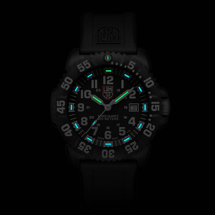 นาฬิกา Luminox รุ่น LUMINOX XS.3051 Men's EVO Navy SEAL Dive Watch Colormark