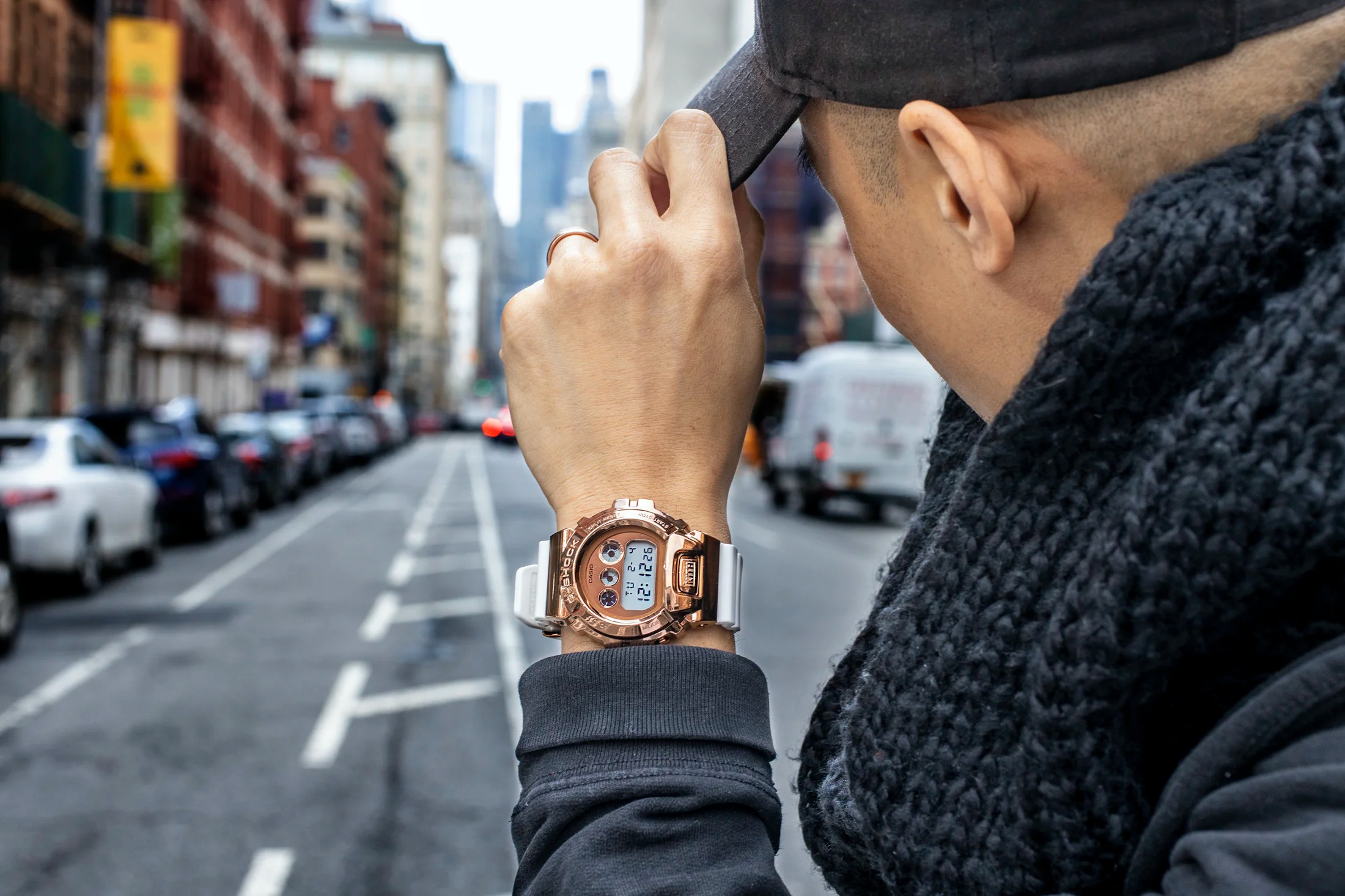 นาฬิกา Casio G-SHOCK x KITH 2020 Collaboration model Limited รุ่น GM-6900KTH-4 (ชุดเซ็ตแถมสาย) ของแท้ รับประกัน1ปี