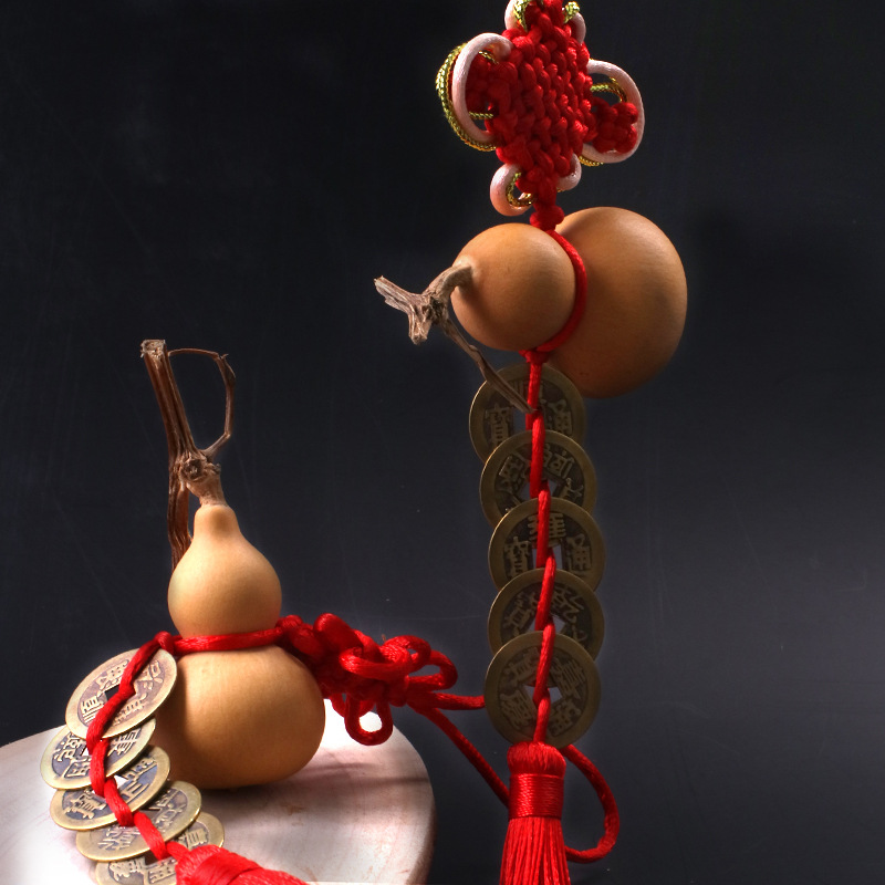 พู่แดงห้อยเหรียญจีน 5 จักรพรรดิ + น้ำเต้า มีหลายแบบให้เลือก
