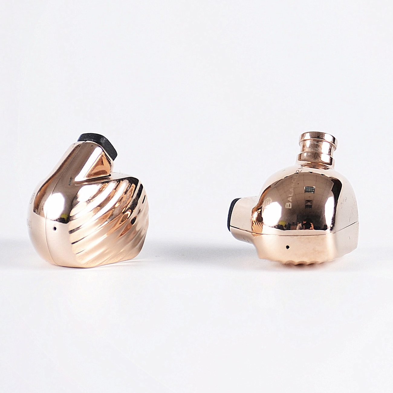 ขายหูฟัง TFZ Balance 2M หูฟัง IEM รุ่นล่าสุด บอดี้ metailic สายฉนวนถักแบบใหม่ ประกัน1ปี