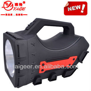 ไฟฉาย LED 1 ดวง 5 W YG5526 ส่องสว่างไกล กันน้ำกันสะเทือนกันกระแทก ไม่กันแต่ขโมย