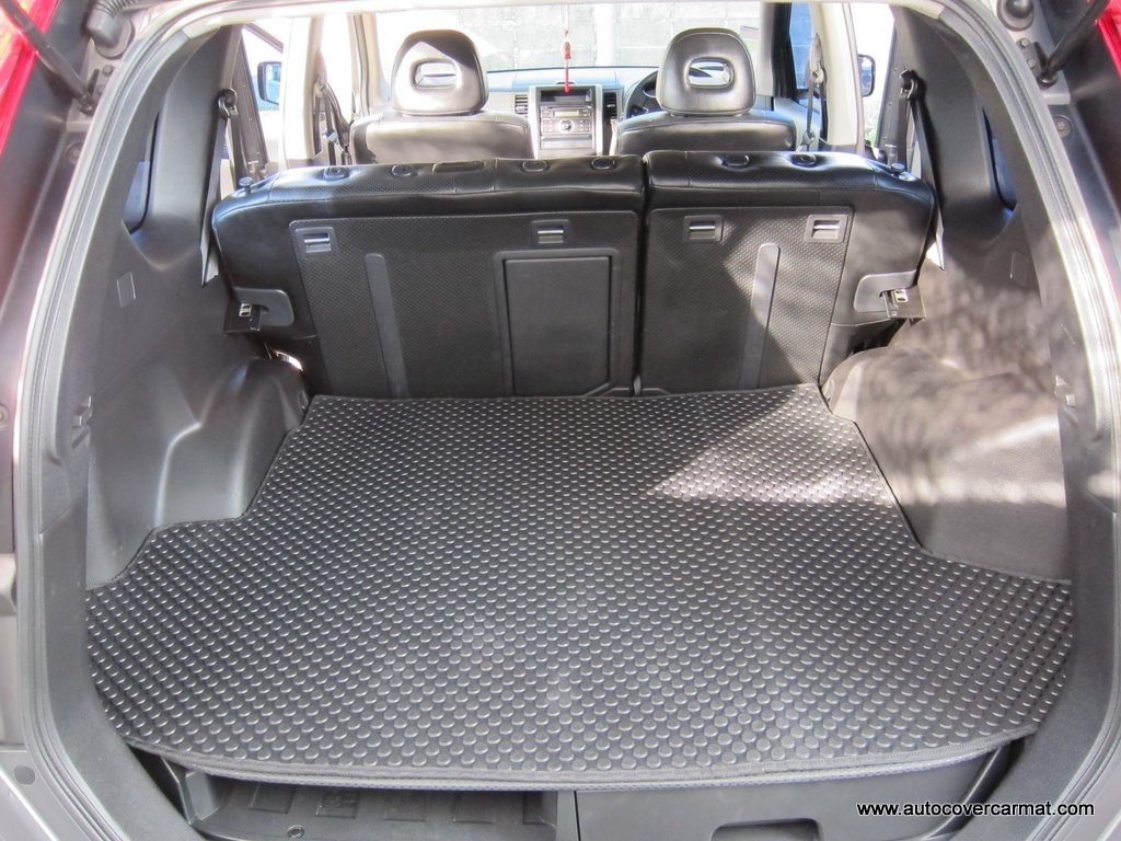 พรมปูพื้นรถยนต์ พรมกระดุม รถ NISSAN XTRAIL รุ่น T31 ปี 2009-2013 ชุดเต็มคัน+แผ่นท้าย จำนวน 12 ชิ้น