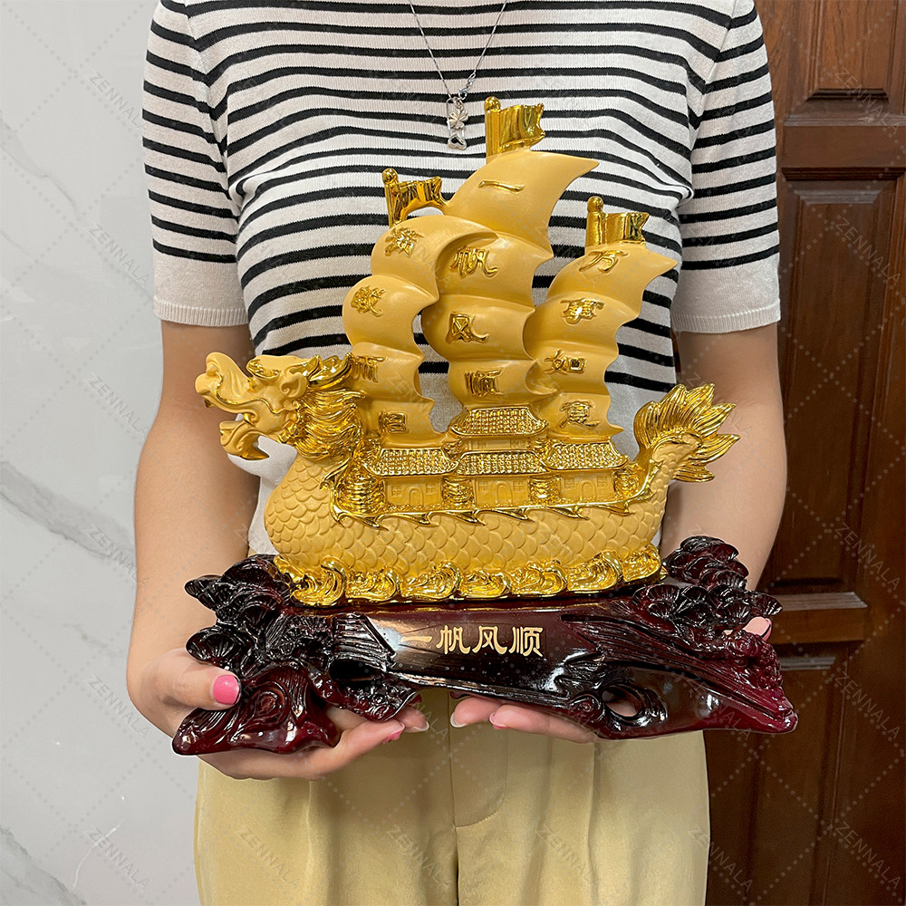เรือมังกร เรซิ่น สีทอง สูง 12 นิ้ว