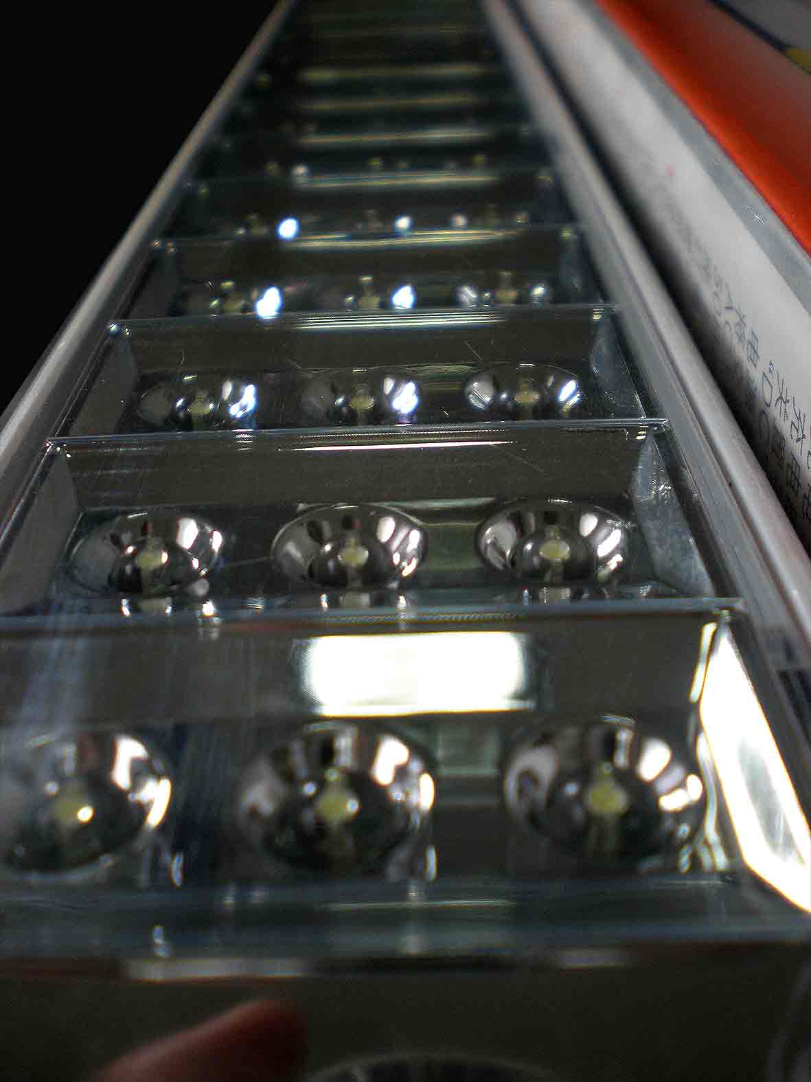 ไฟฉุกเฉิน LED 60 ดวง เกรดA มีสายเปิดปิดไฟ สินค้าแนะนำ ขายดีมาก YG3556