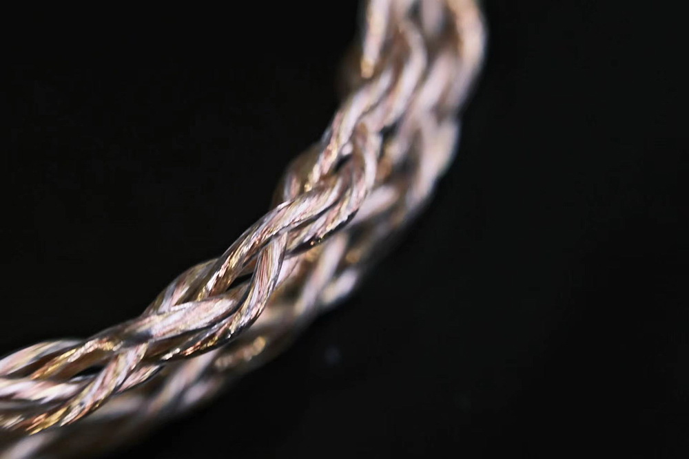 TACables Amber สายอัพเกรดหูฟัง Handmade ระดับเทพ