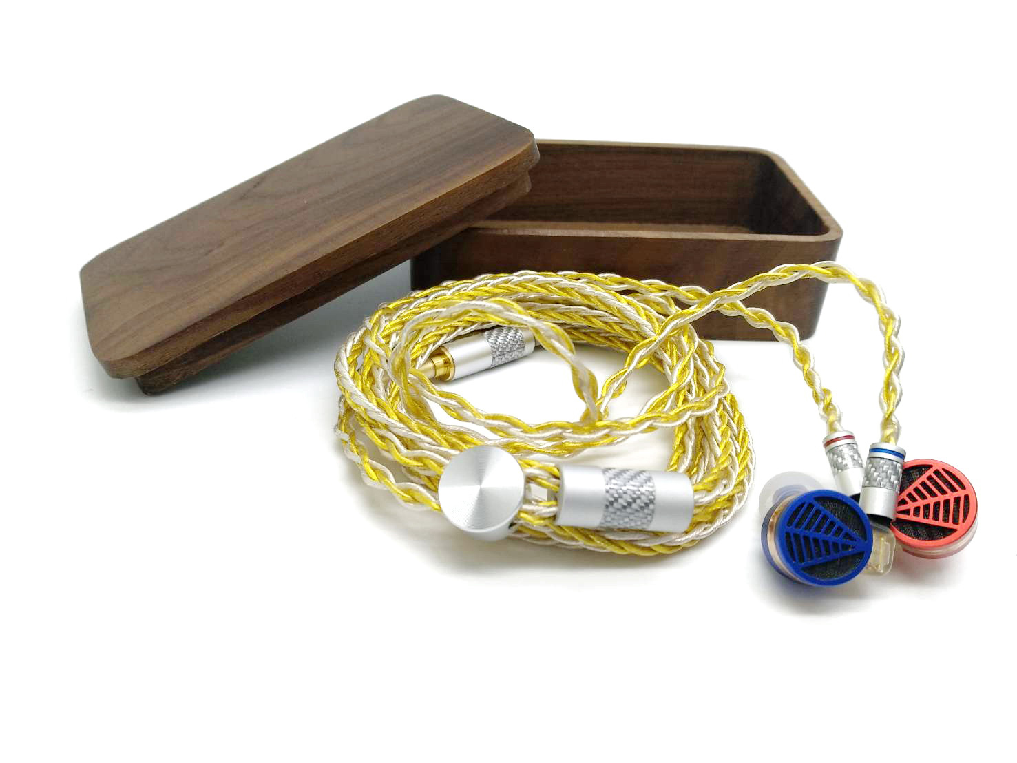 ขาย X-Tips Golden Guardian สายหูฟังขั้ว 2pin 0.78 สำหรับ TFZ ทุกรุ่น