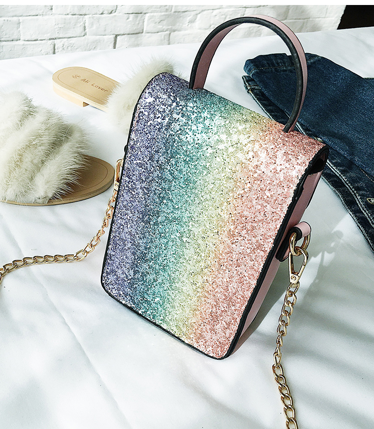 กระเป๋าแฟชั่น ทรงกล่องแนวตั้ง