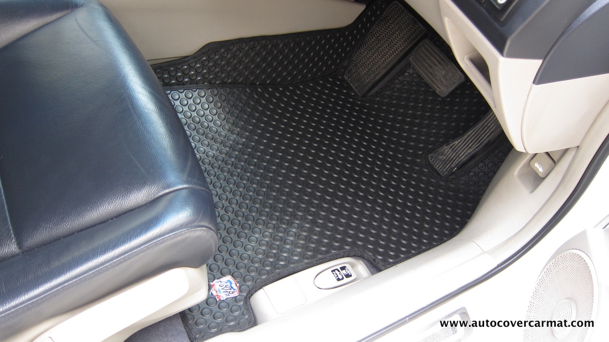 พรมปูพื้นรถยนต์ พรมกระดุม รถ HONDA CIVIC (FD) ปี 2006-2012 ชุดภายในห้องโดยสาร จำนวน 6 ชิ้น