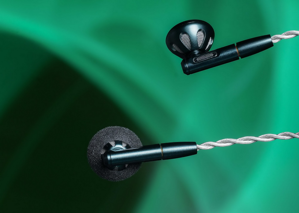 ขาย FiiO FF5 หูฟังเอียบัดไดรเวอร์ไดนามิก 14.2mmรุ่นใหม่ บอดี้อลูมิเนียม ถอดสายได้ ประกันศูนย์ไทย