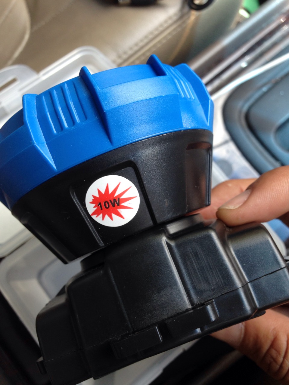 HL309 ไฟคาดหัวส่องสัตว์ 10 W.กันน้ำสีเหลือง